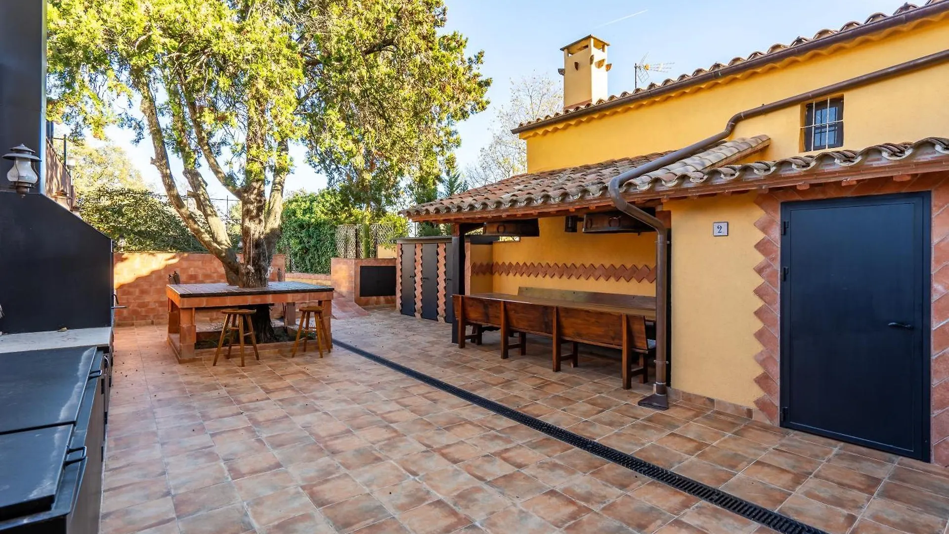 Masia Can Divi Lametlla Del Valles Holiday home