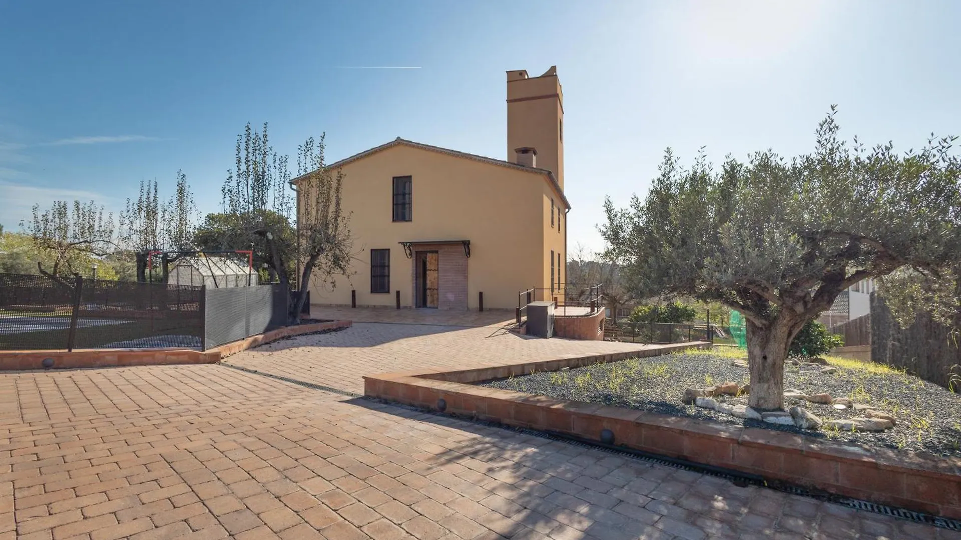 Masia Can Divi Lametlla Del Valles